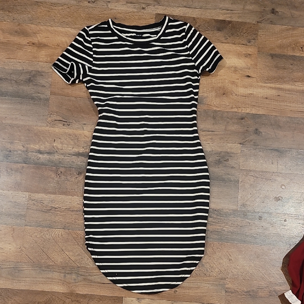 SHEIN Black and White Striped Midi Dress
